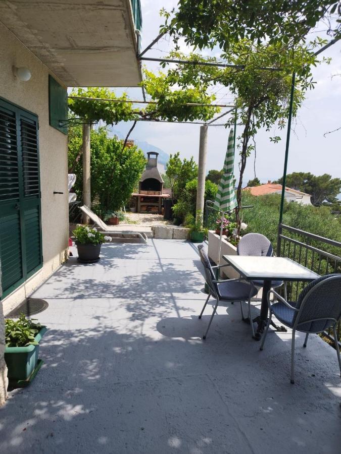 Apartments Mare - 150 M From Beach Brela Esterno foto
